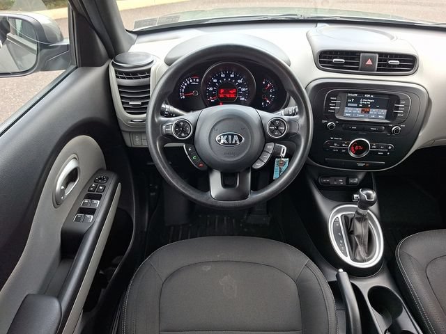 Used 2017 Kia Soul + FWD image 11