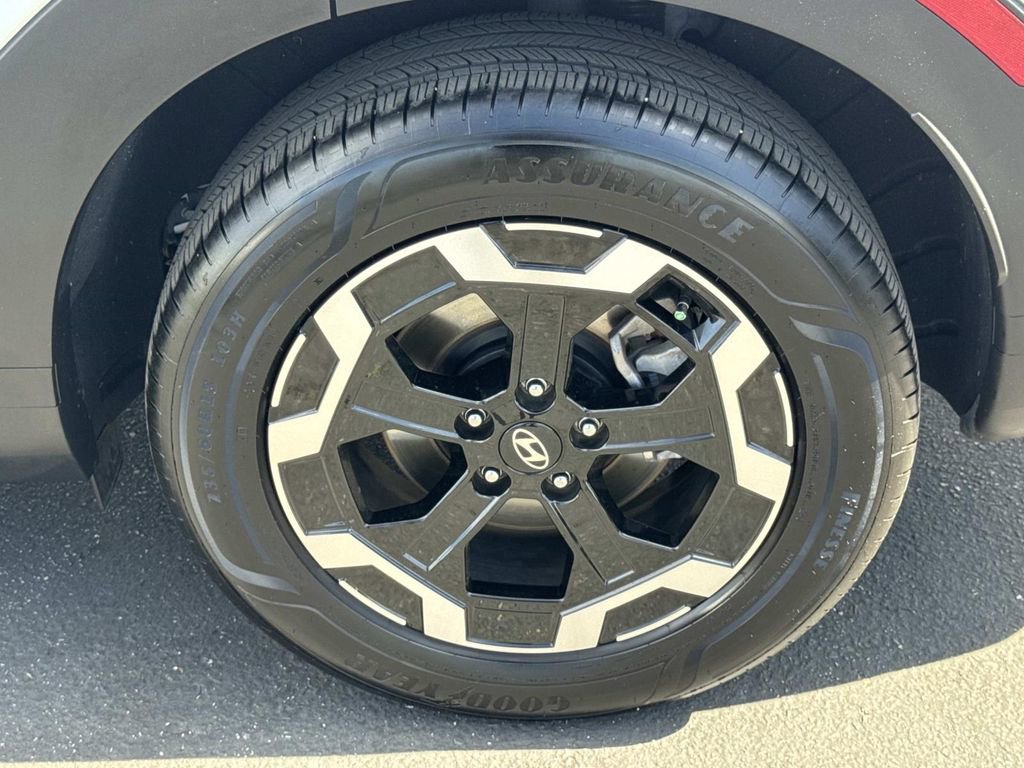 Used 2025 Hyundai Santa Fe SEL image 30