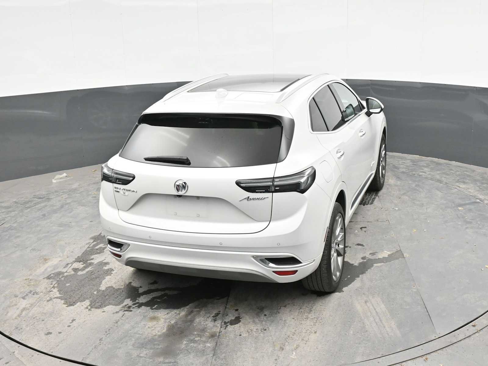 Used 2023 Buick Envision Avenir AWD/4WD image 21