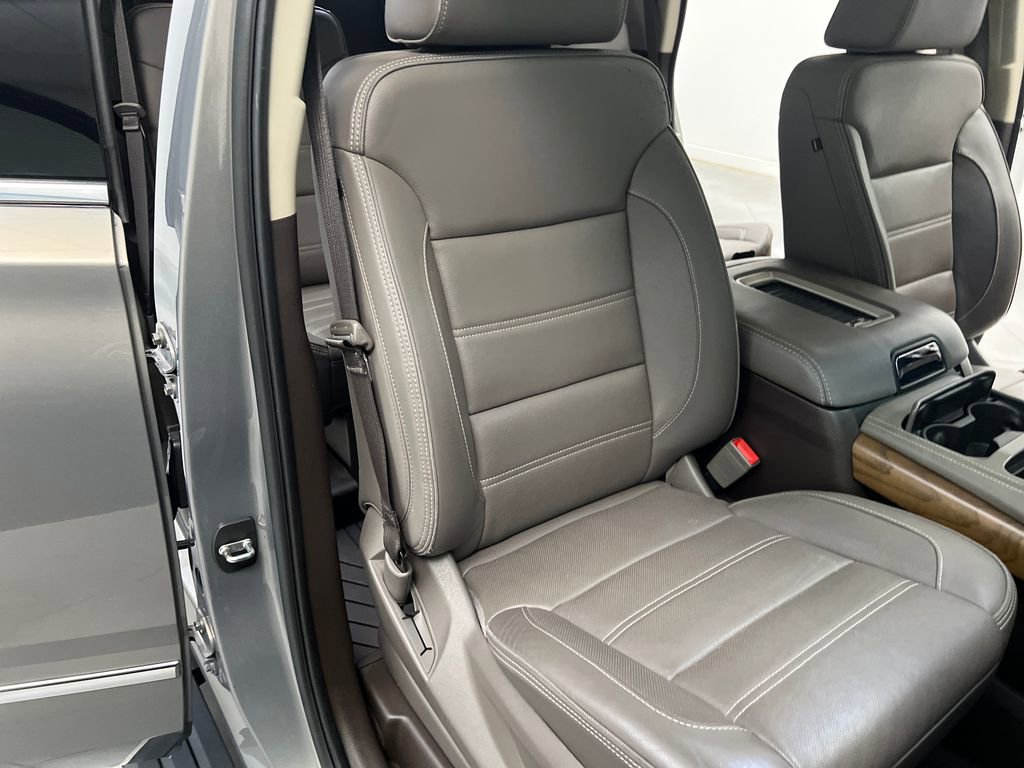Used 2019 GMC Yukon Denali w/ Denali Ultimate Package AWD/4WD image 27