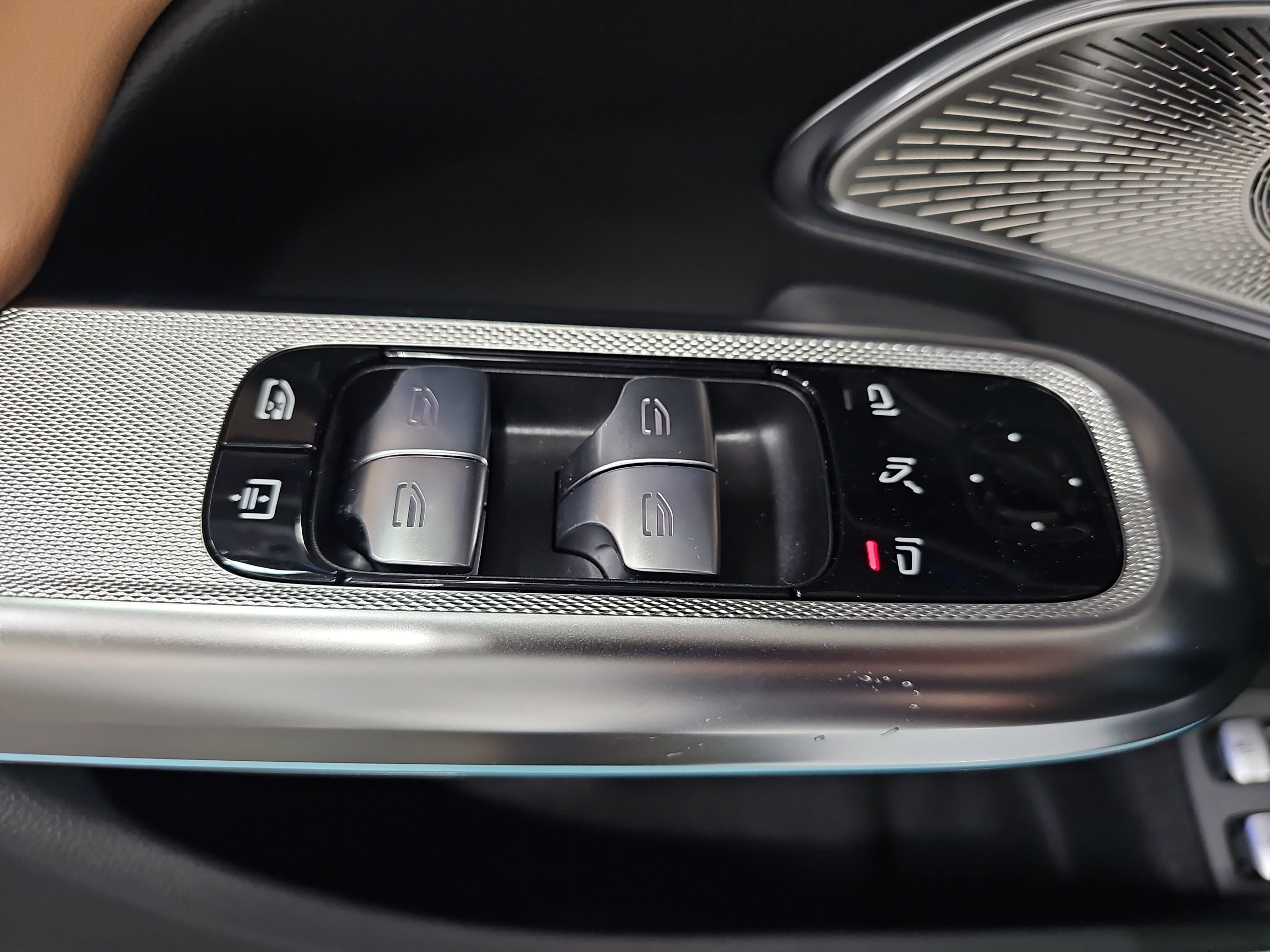 New 2026 Mercedes-Benz E 53 AMG e 4MATIC Sedan image 29