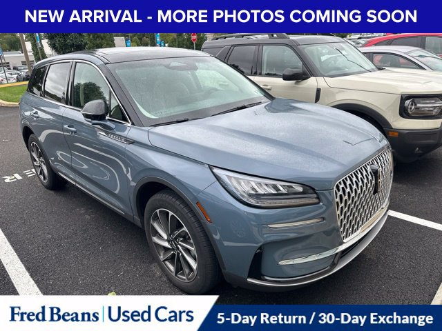 Used 2023 Lincoln Corsair AWD w/ Equipment Group 101A image 3