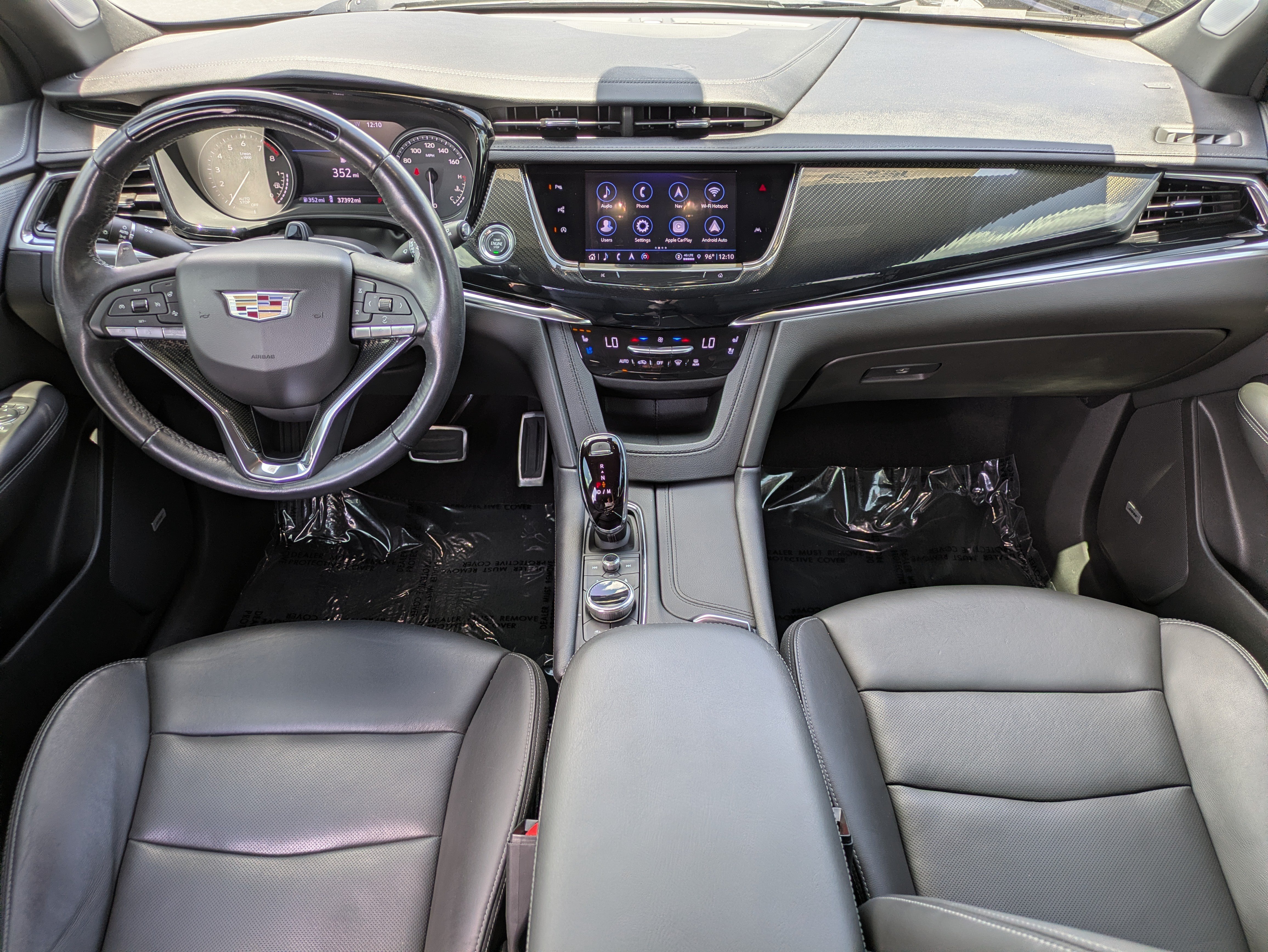 Used 2023 Cadillac XT6 Sport w/ Technology Package AWD/4WD image 14