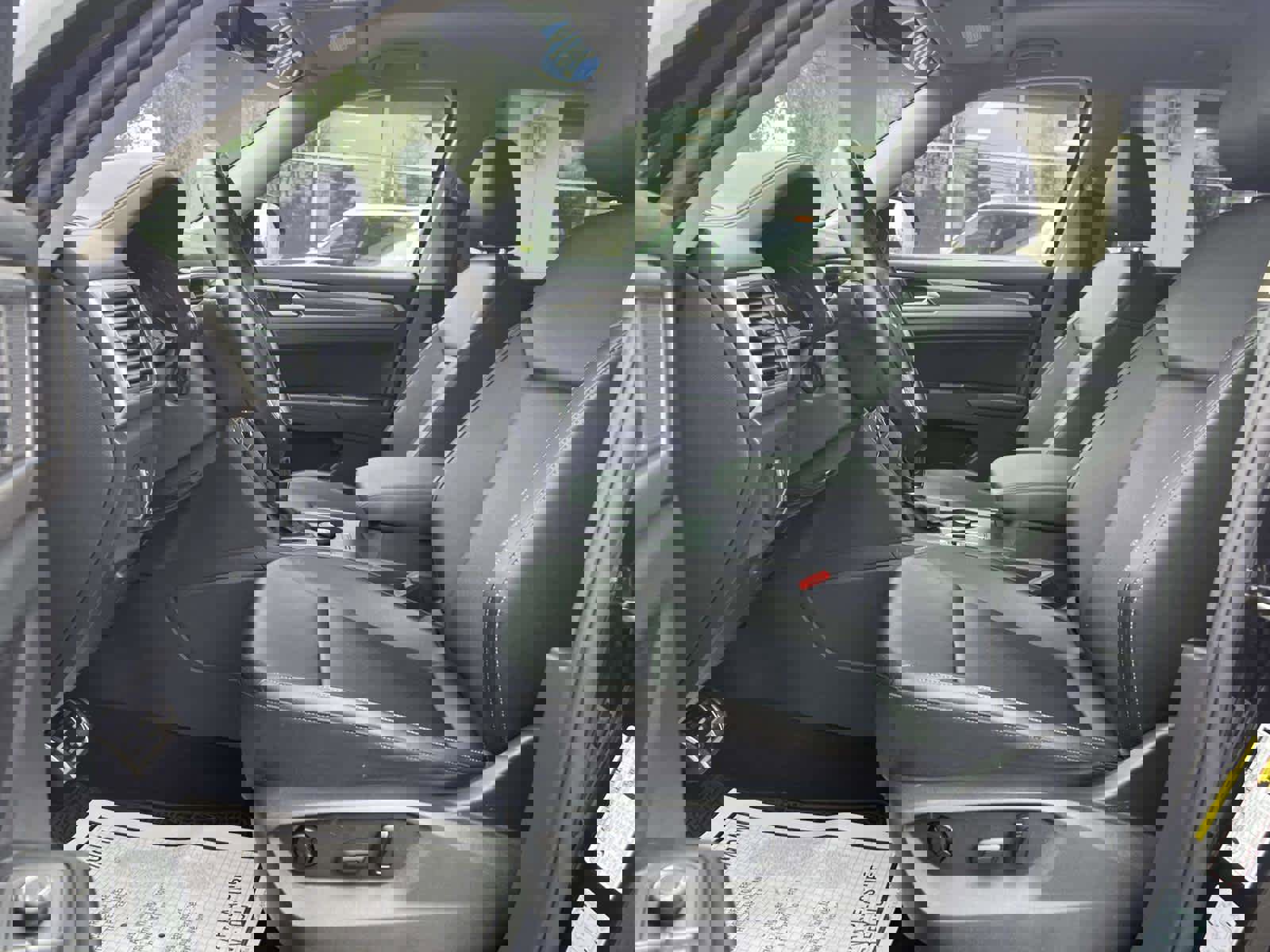 Used 2019 Volkswagen Atlas SE w/ Panoramic Sunroof Package image 8