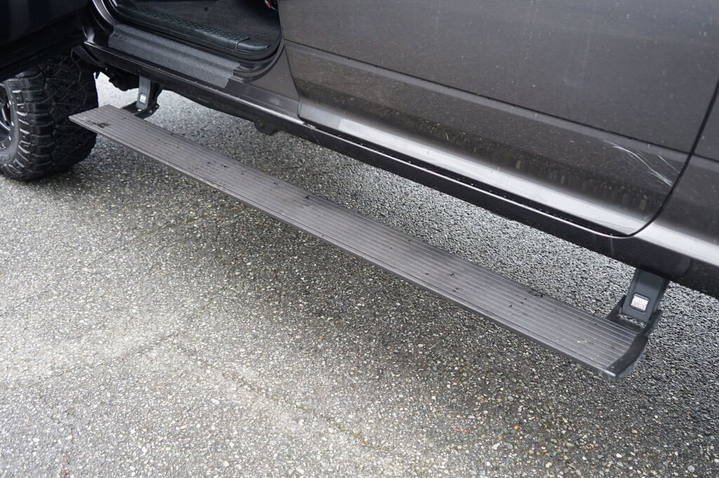 Used 2016 RAM 2500 Laramie w/ Sport Appearance Group image 11