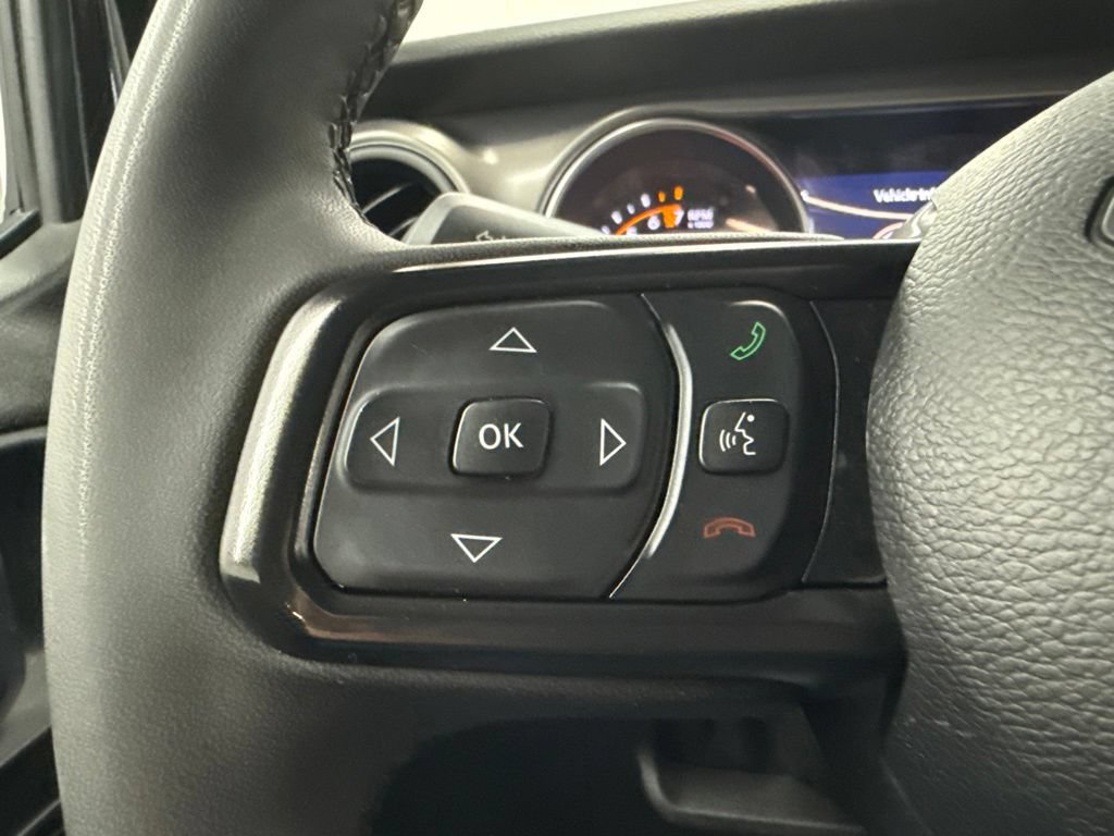 Used 2023 Jeep Gladiator Sport AWD/4WD image 22