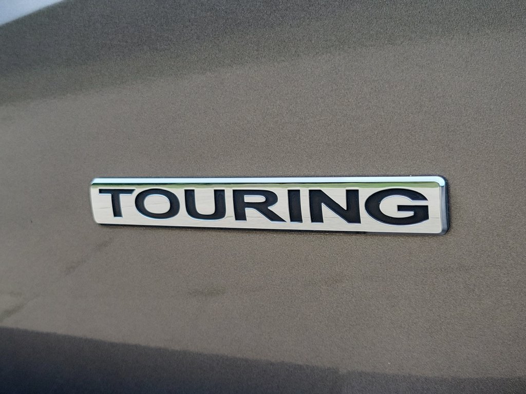 Used 2018 Honda Odyssey Touring image 6