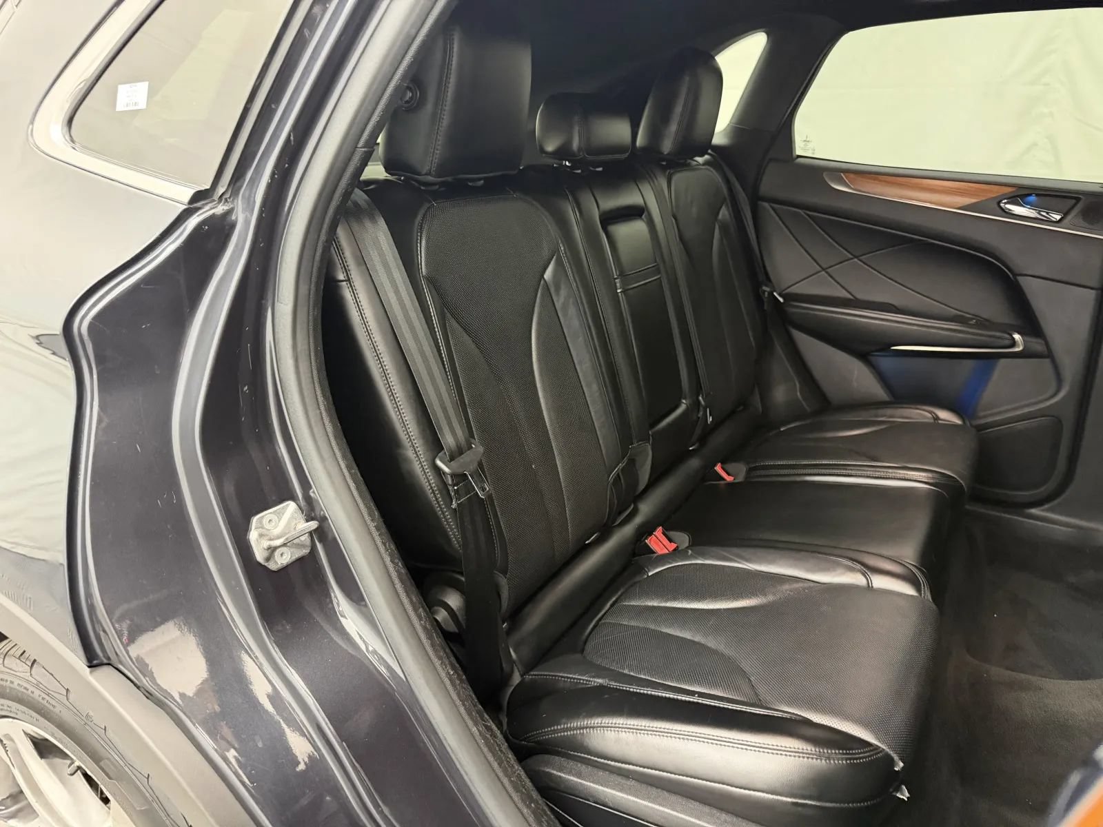 Used 2015 Lincoln MKC AWD w/ Equipment Group 102A Reserve image 25