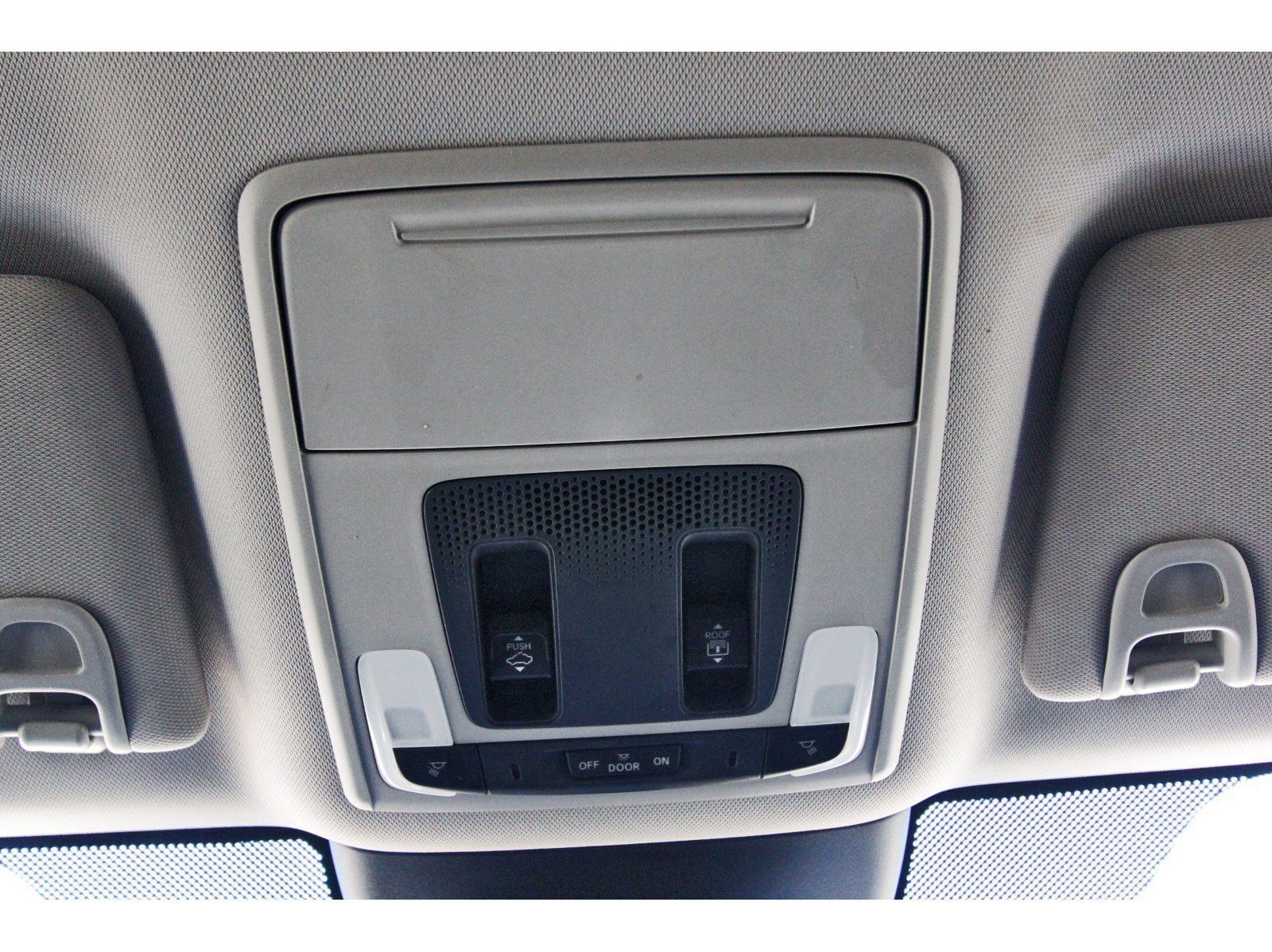 Used 2024 Honda Pilot Elite image 25