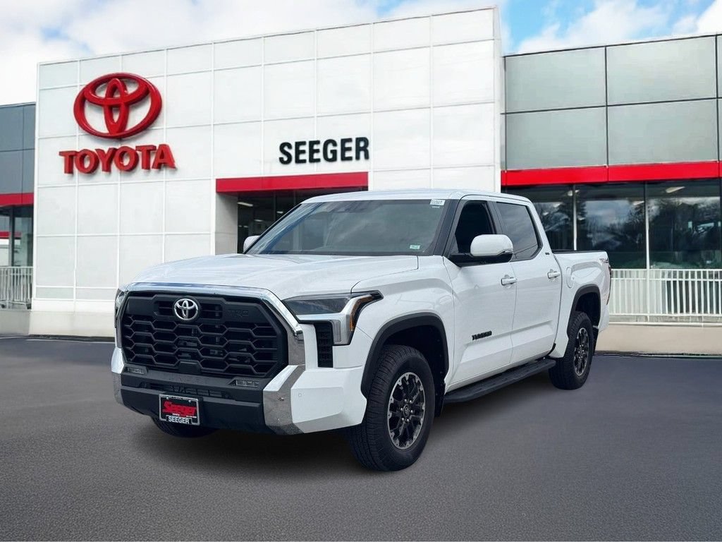 Used 2025 Toyota Tundra SR5 w/ TRD Off-Road Package AWD/4WD image 10