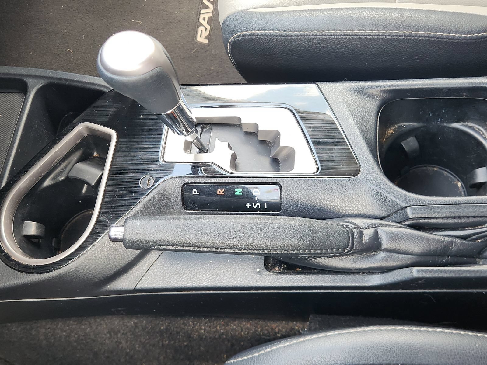 Used 2017 Toyota RAV4 Limited w/ Advanced Technology Package FWD image 24
