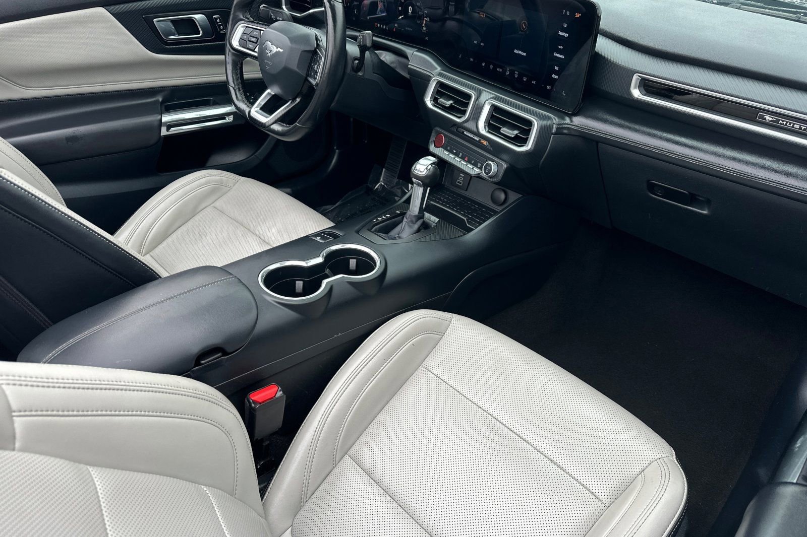 Used 2024 Ford Mustang Premium RWD image 19