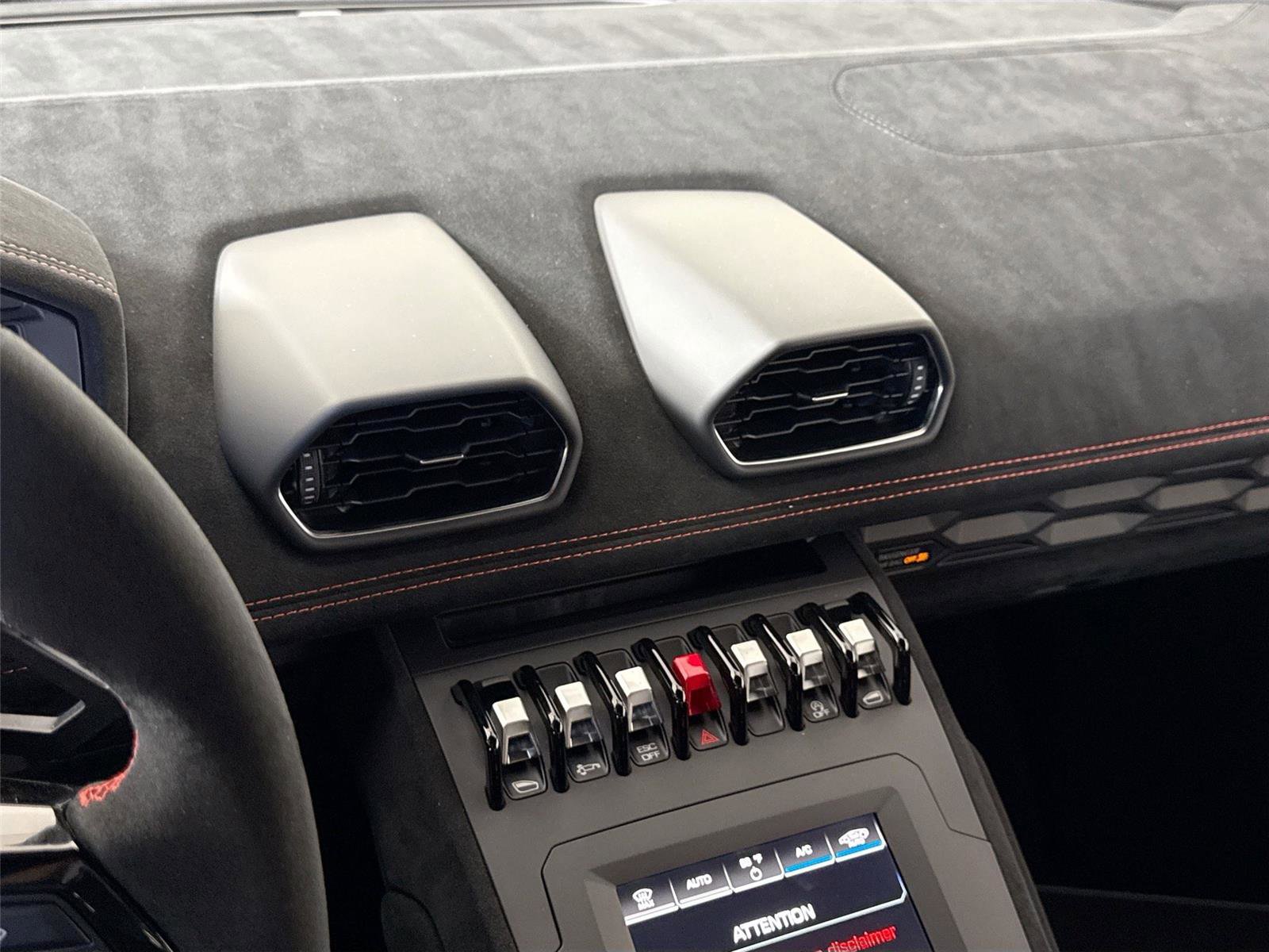 Used 2022 Lamborghini Huracan STO RWD image 19