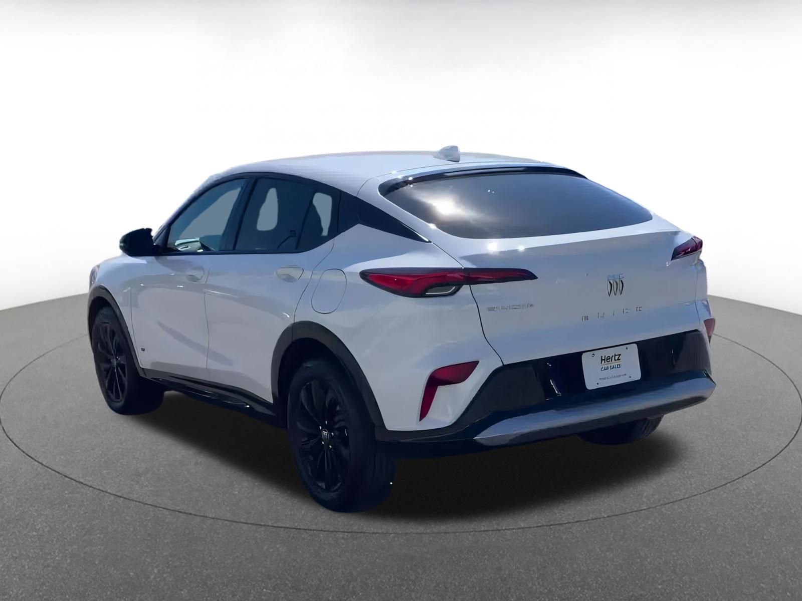 Used 2025 Buick Envista Sport Touring image 11