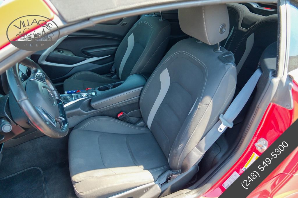 Used 2019 Chevrolet Camaro LT RWD image 14