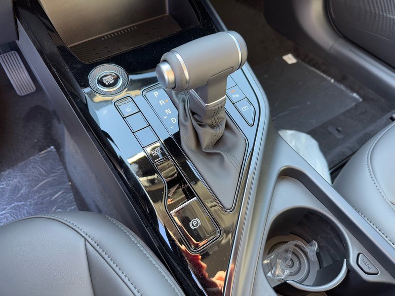 New 2025 Kia Niro EX image 14