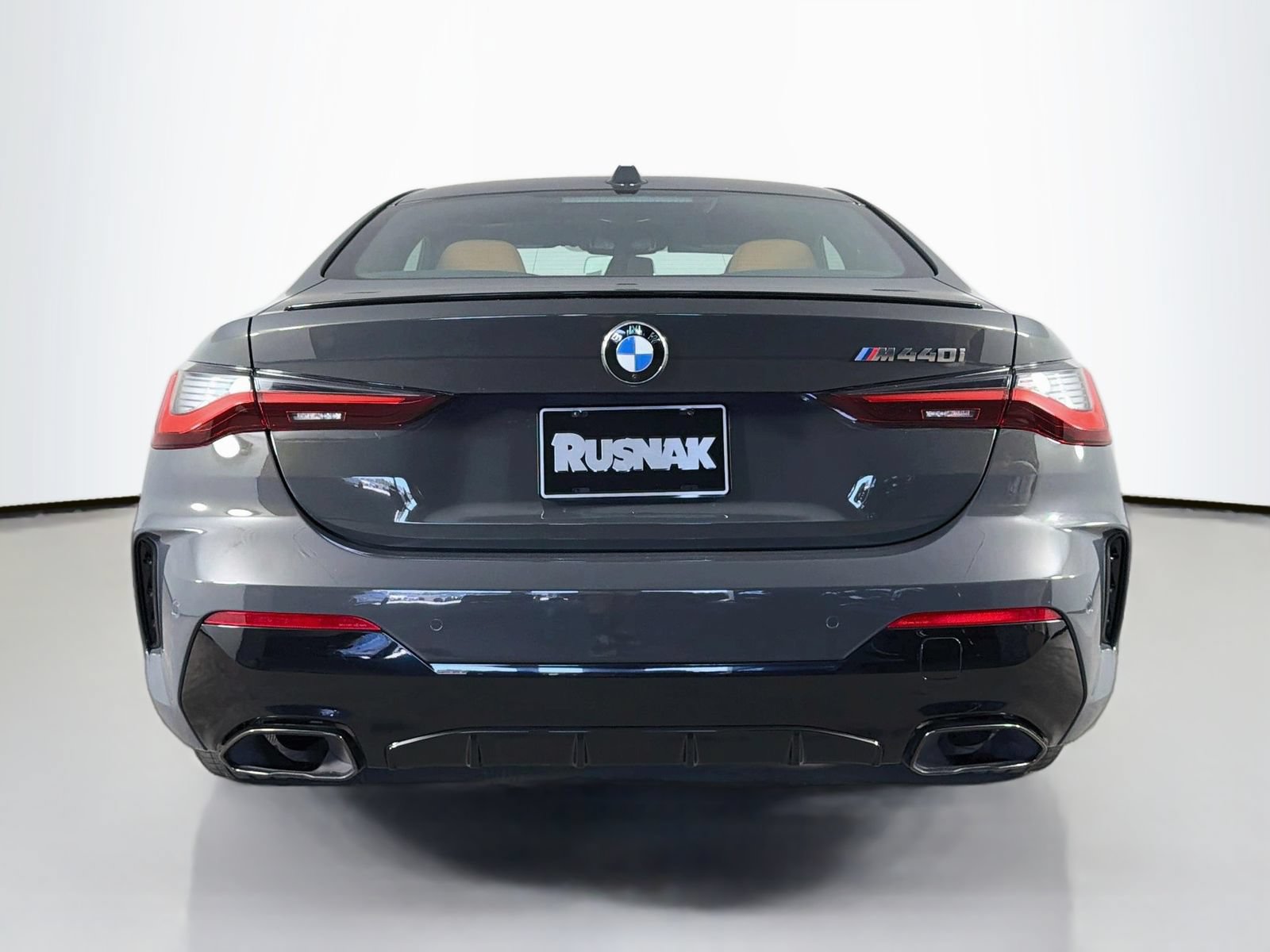 Used 2024 BMW M440i Coupe RWD image 6