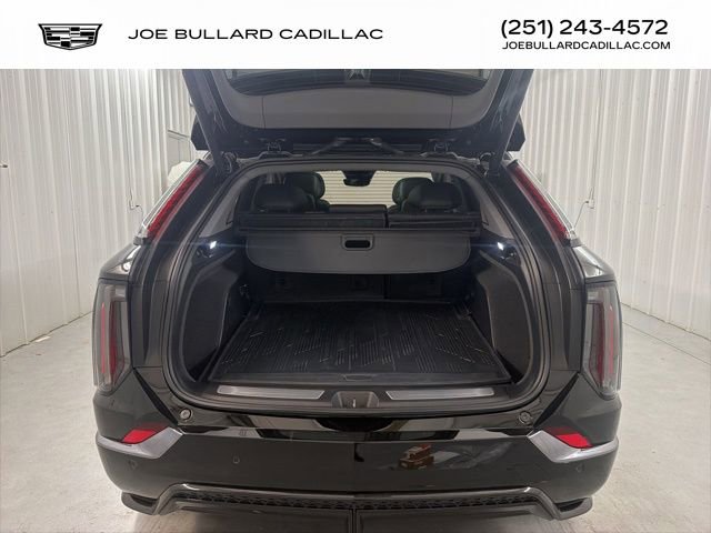 New 2026 Cadillac Optiq V AWD/4WD image 22