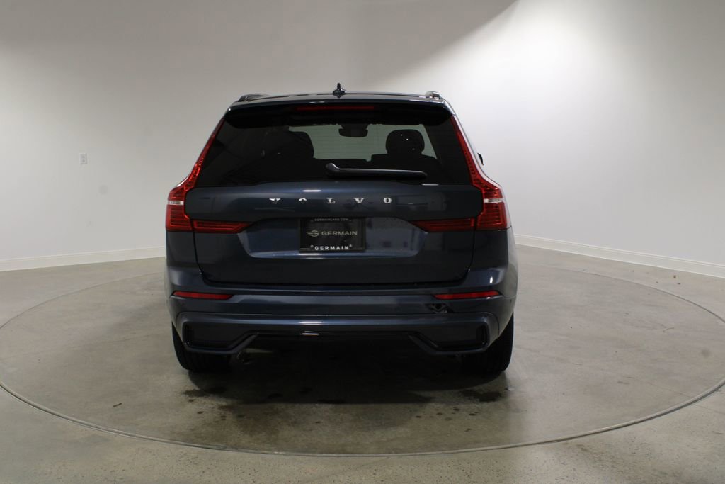 Used 2025 Volvo XC60 B5 Ultra w/ Climate Package image 4