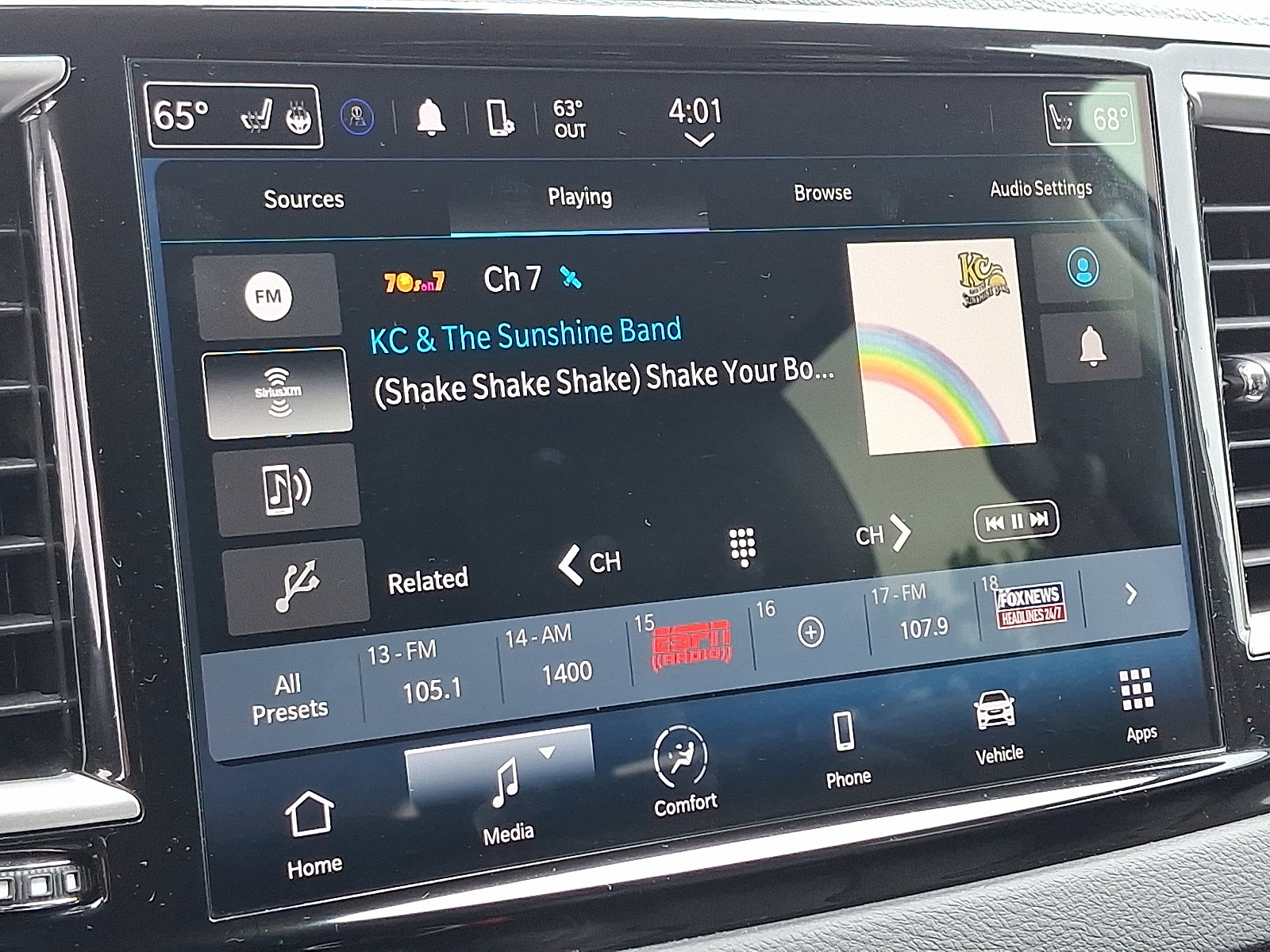 Used 2024 Chrysler Pacifica Touring-L image 18