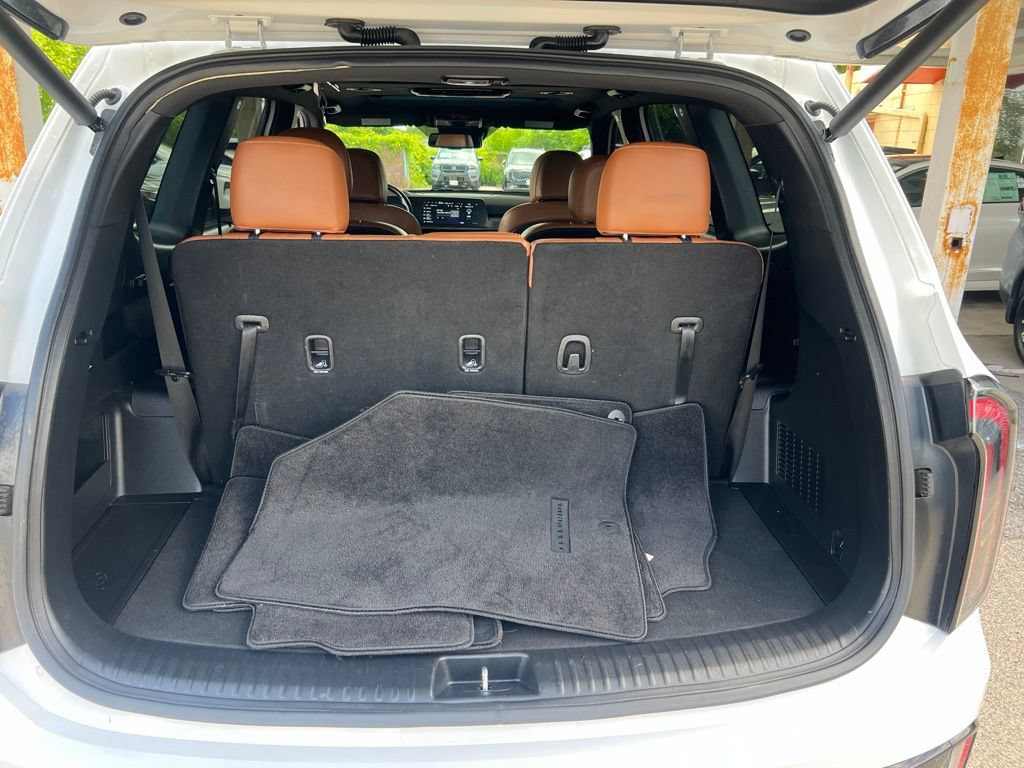 Certified 2024 Kia Telluride EX X-Line AWD/4WD image 12