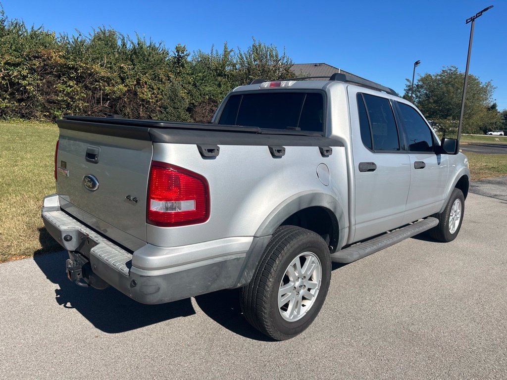 Used 2010 Ford Explorer Sport Trac XLT AWD/4WD image 7