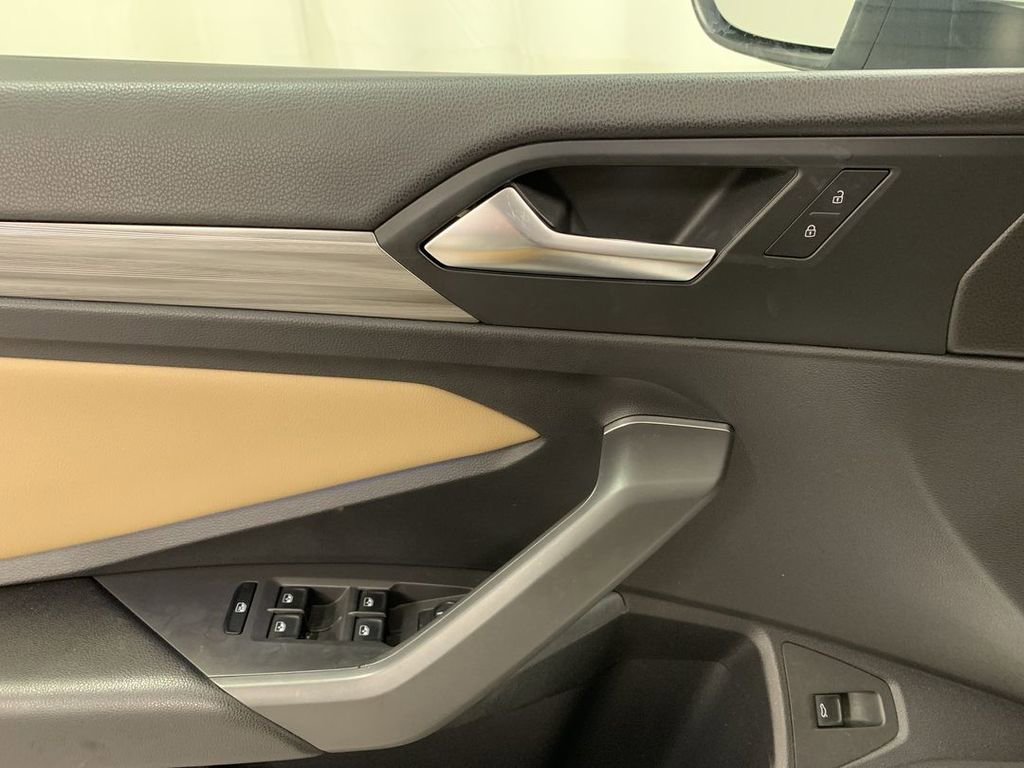 Used 2019 Volkswagen Jetta SEL FWD image 11