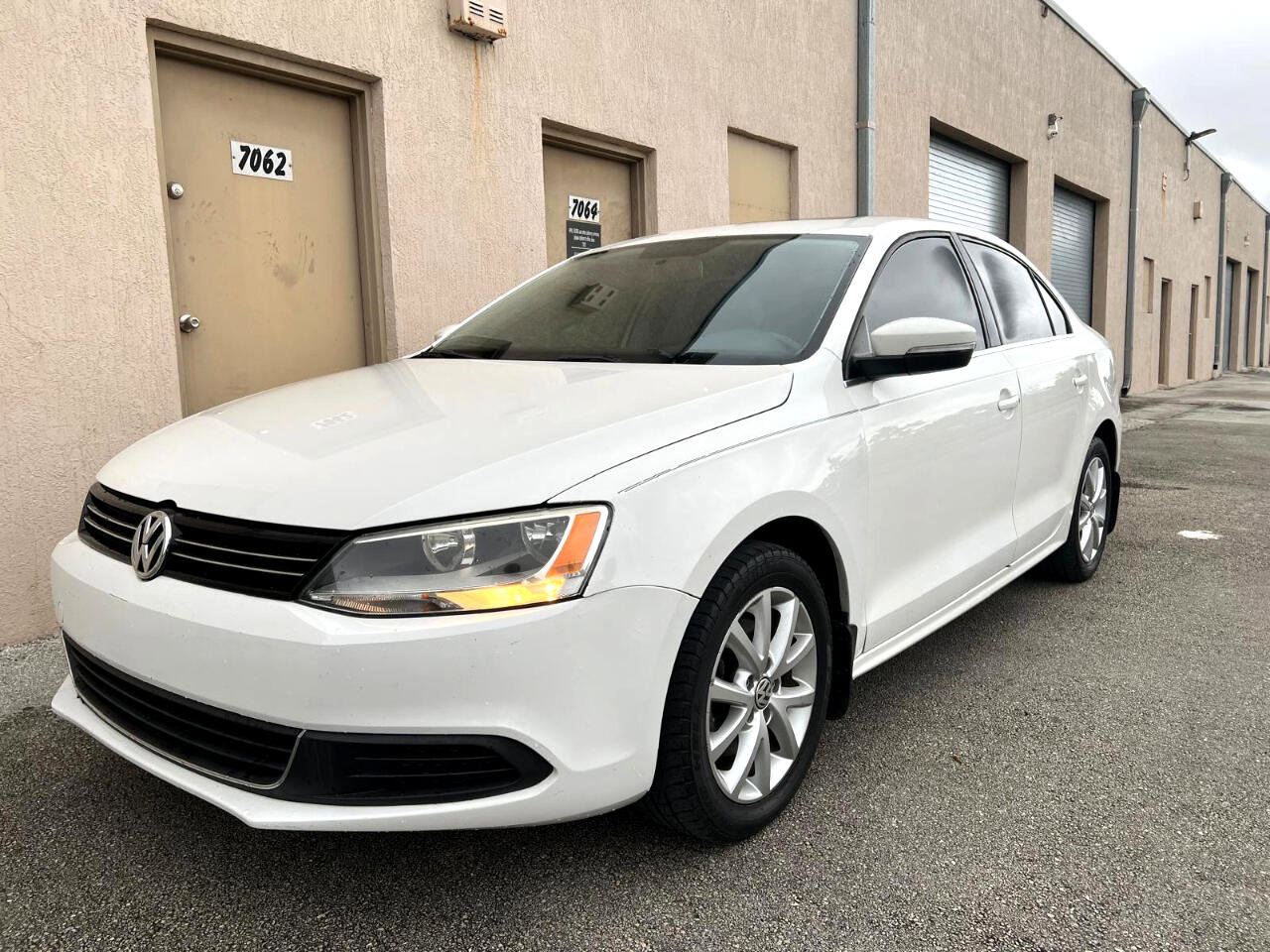Used 2013 Volkswagen Jetta SE image 3