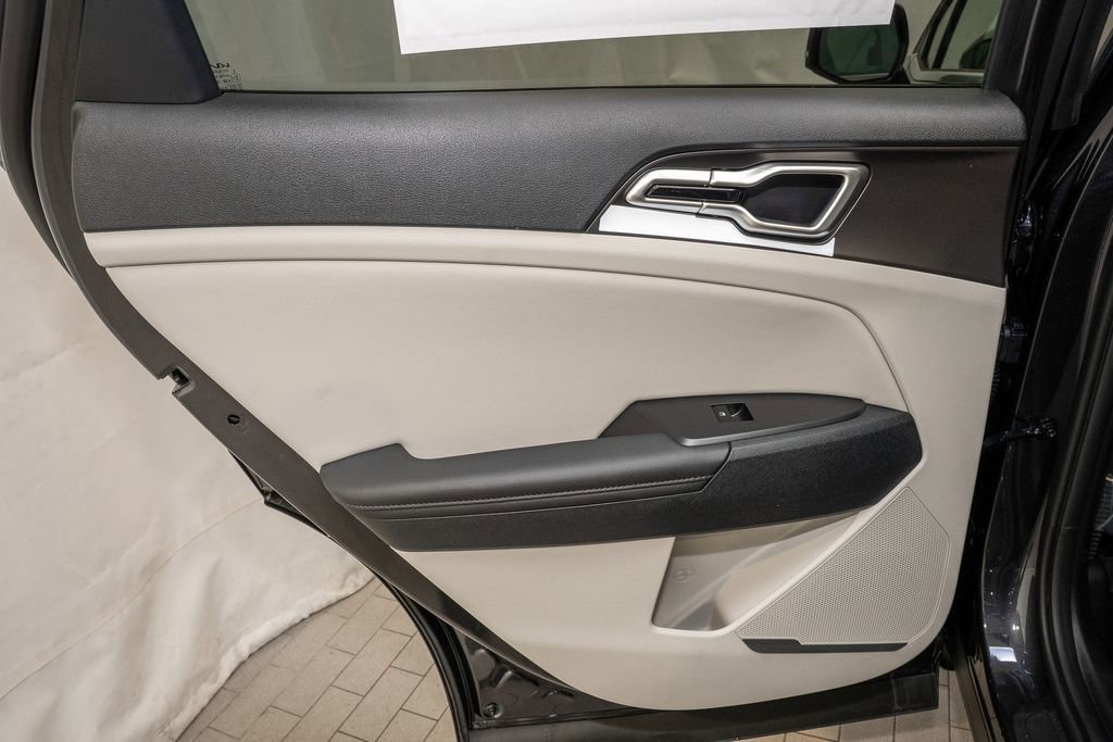 New 2026 Kia Sportage EX image 11