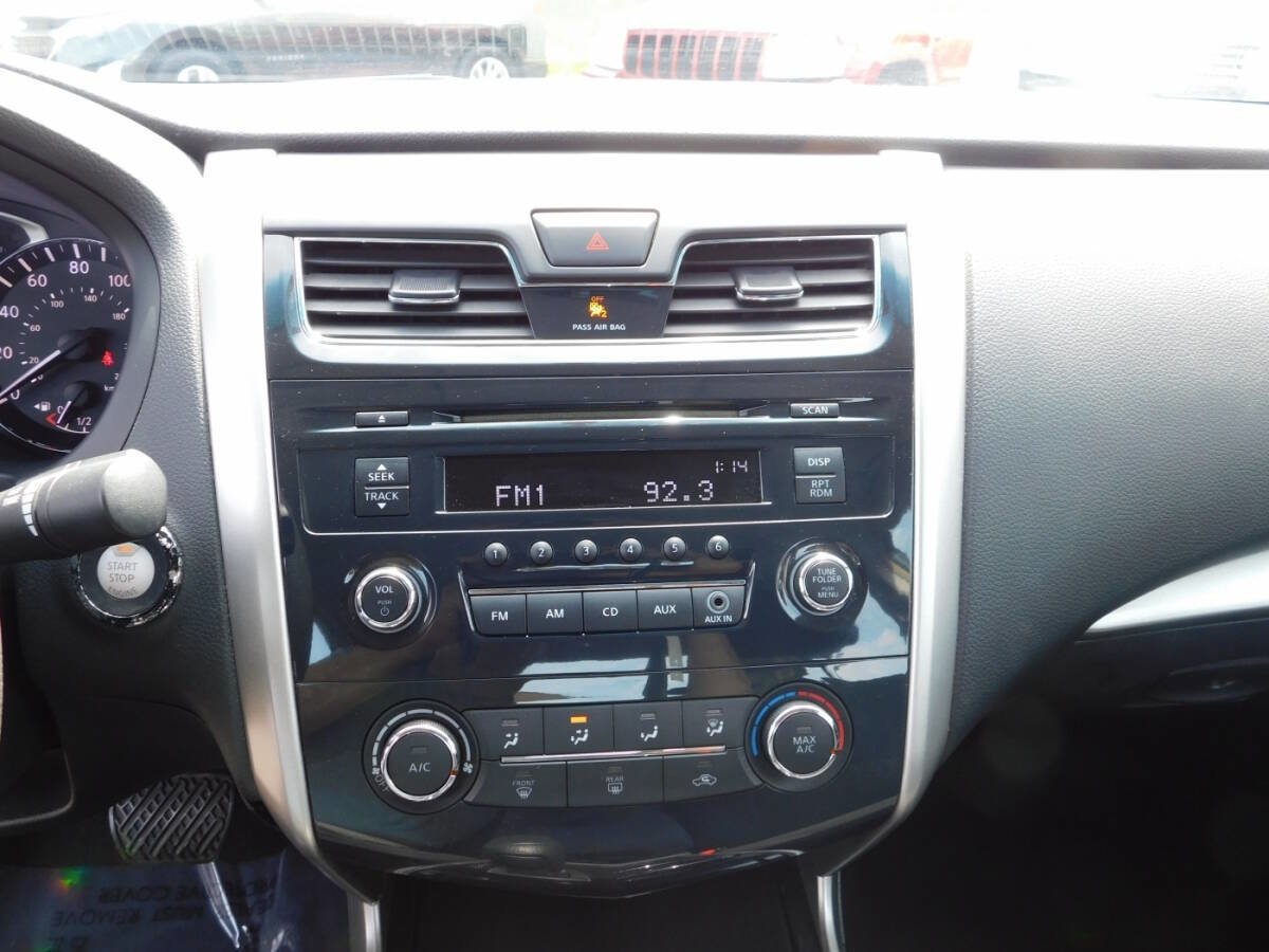 Used 2013 Nissan Altima 2.5 FWD image 10