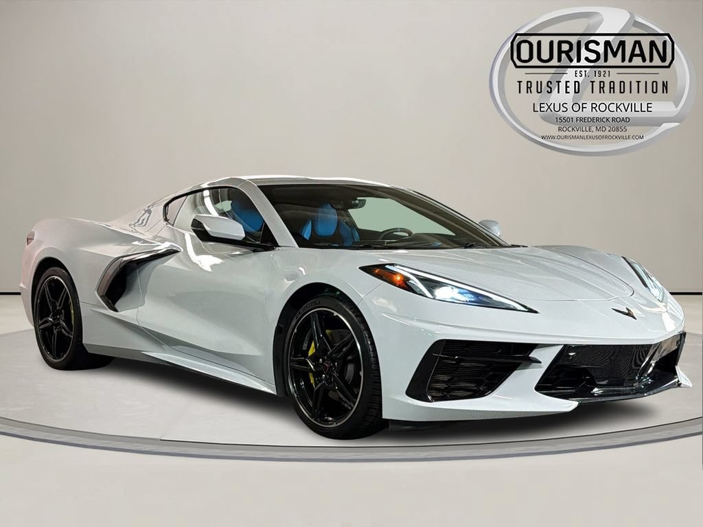Used 2022 Chevrolet Corvette Stingray Premium Cpe w/ 3LT RWD video 1
