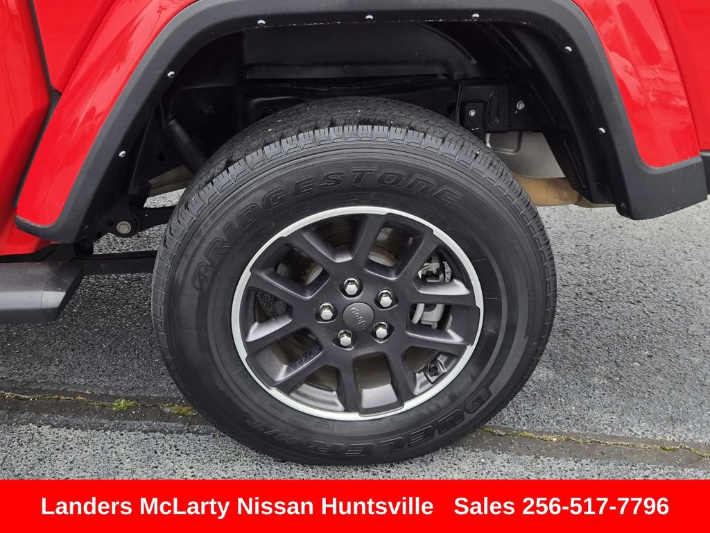 Used 2023 Jeep Gladiator Overland image 12