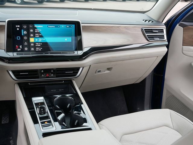 Certified 2025 Volkswagen Atlas SE w/ Panoramic Sunroof Package image 23