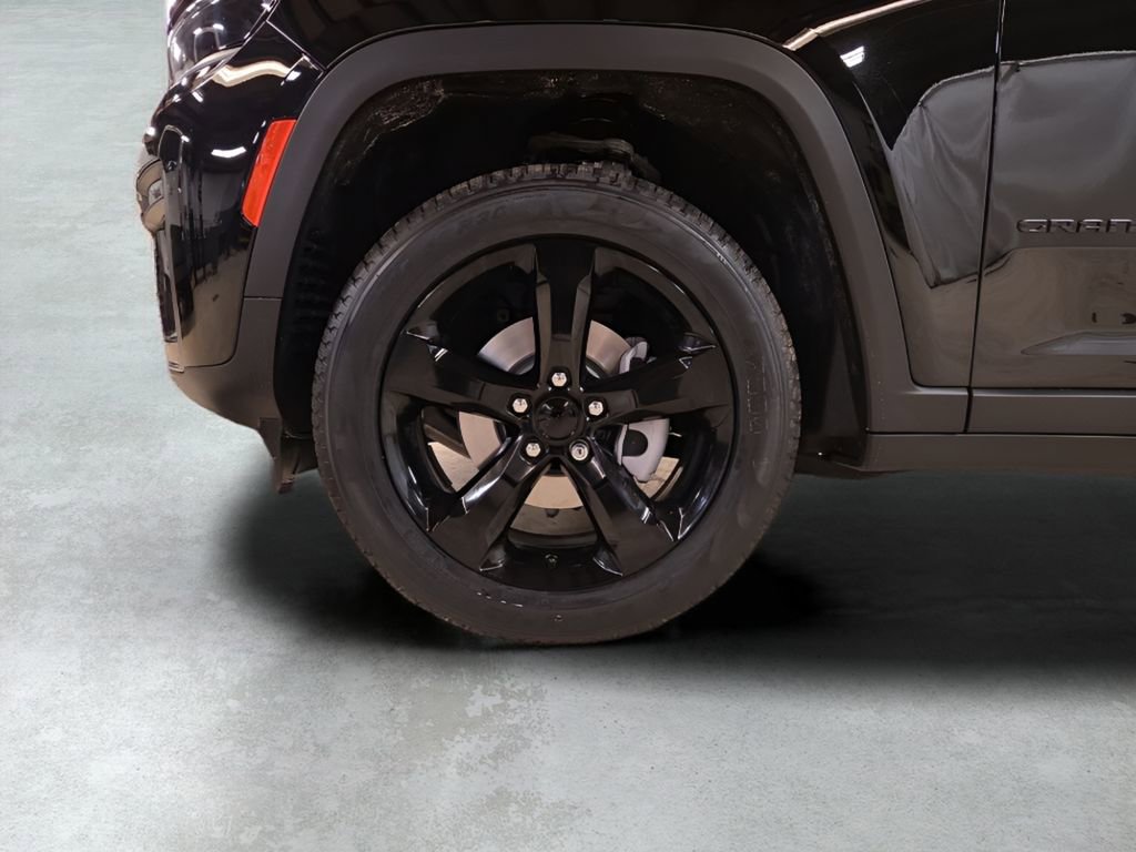 New 2026 Jeep Grand Cherokee Limited image 25