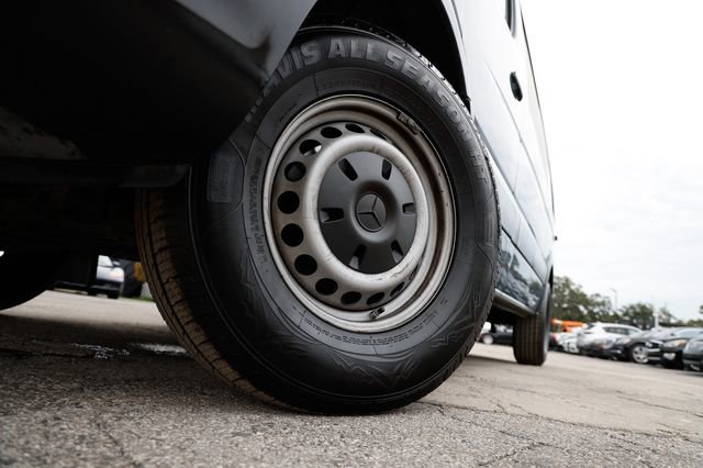 Used 2018 Mercedes-Benz Sprinter 2500 image 35