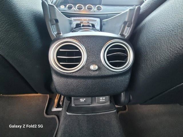 Used 2018 Mercedes-Benz E 300 4MATIC image 13