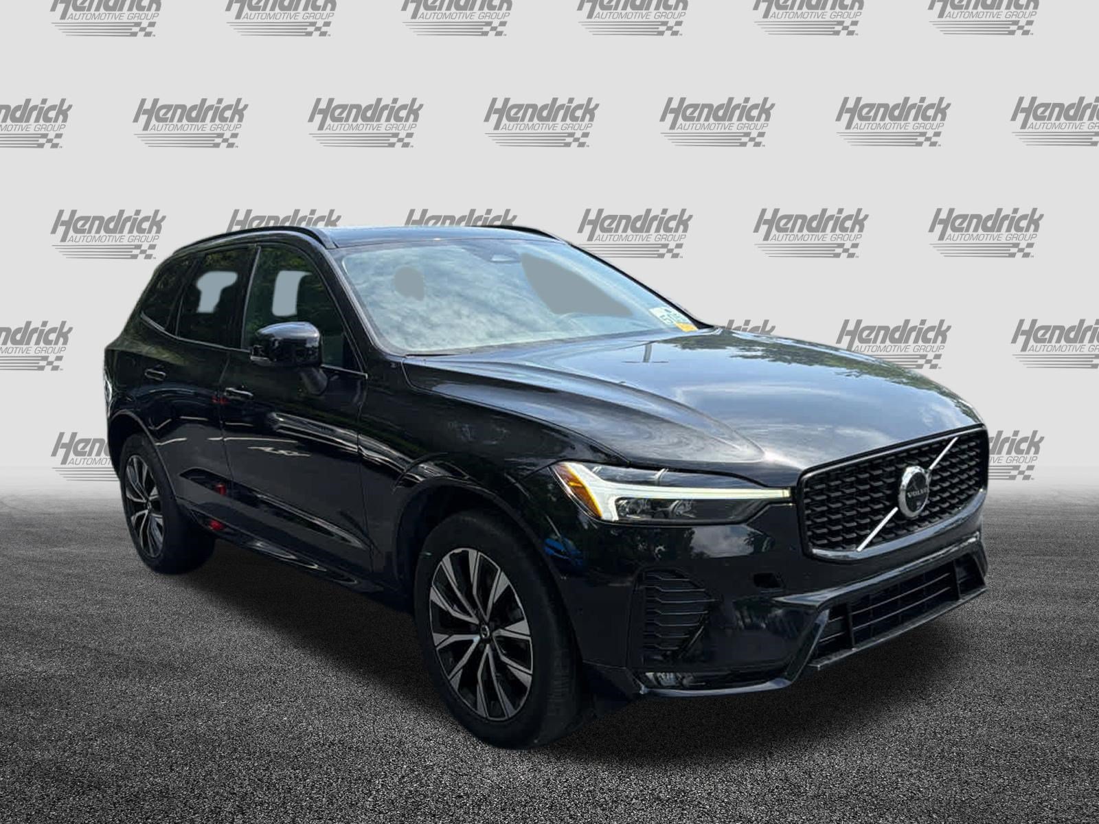Used 2024 Volvo XC60 B5 Plus w/ Protection Package Premier AWD/4WD image 2
