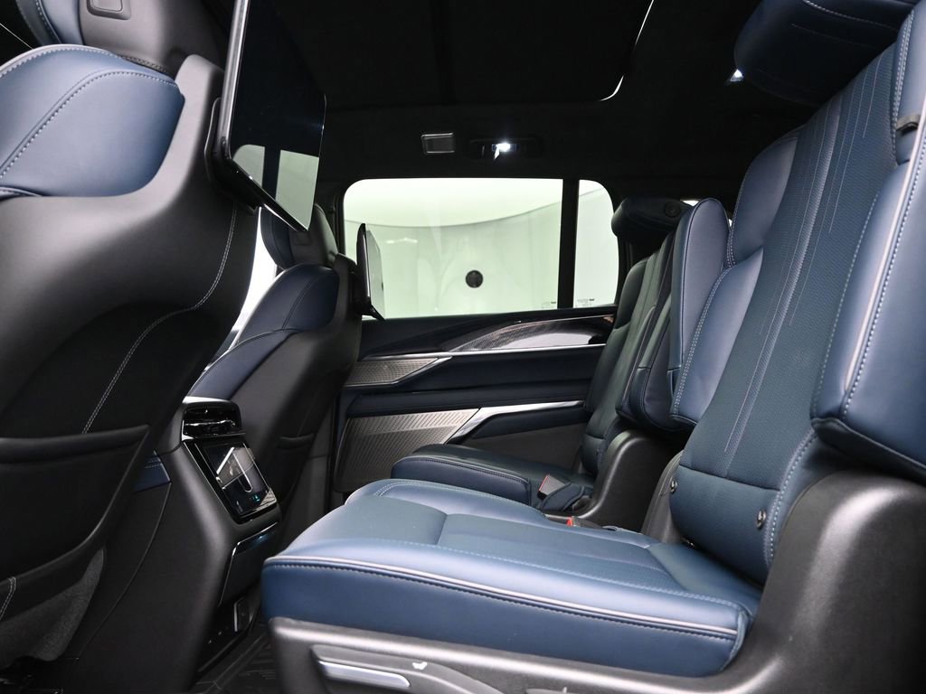 New 2026 Cadillac Escalade IQ Sport 2 w/ LPO, ONYX Package image 12