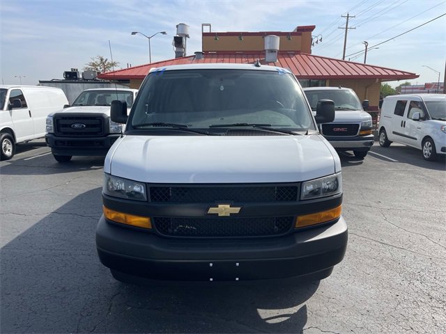 Used 2024 Chevrolet Express 2500 image 2