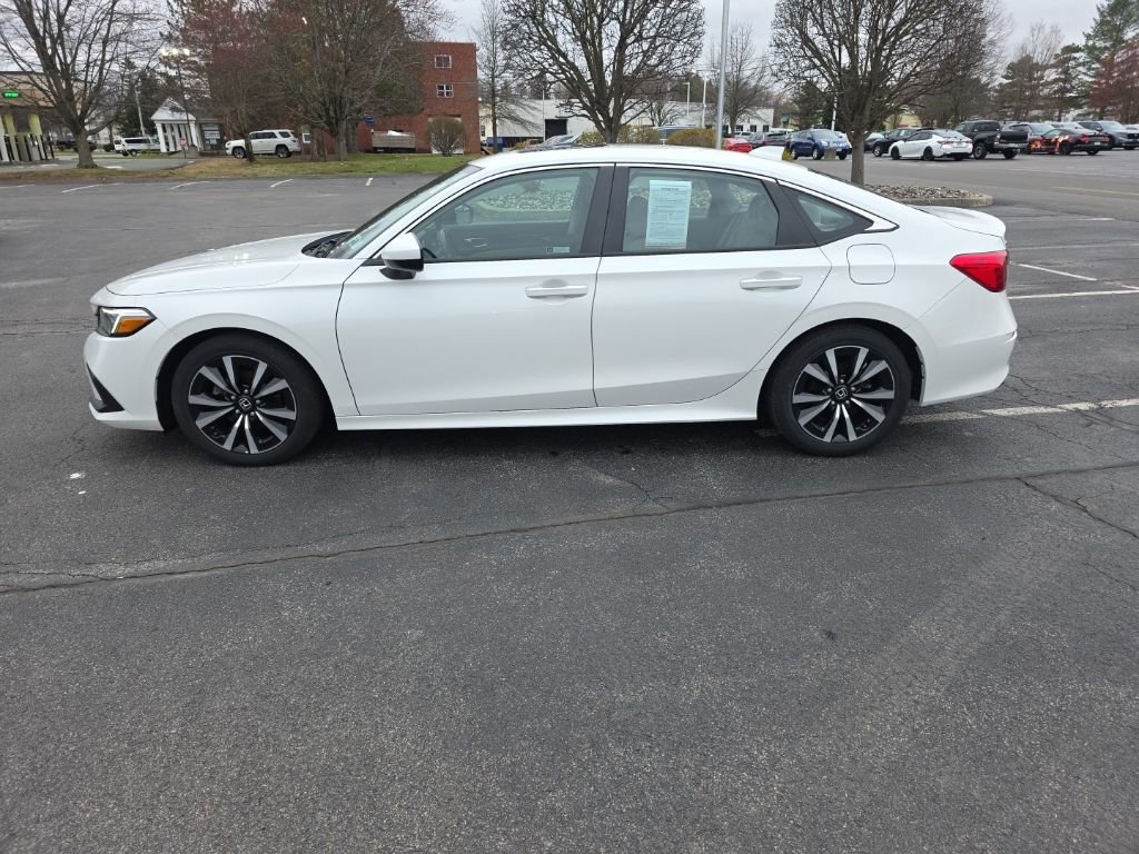 Used 2023 Honda Civic EX image 4