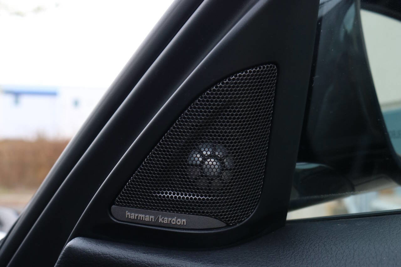 Used 2016 BMW 340i Sedan image 34