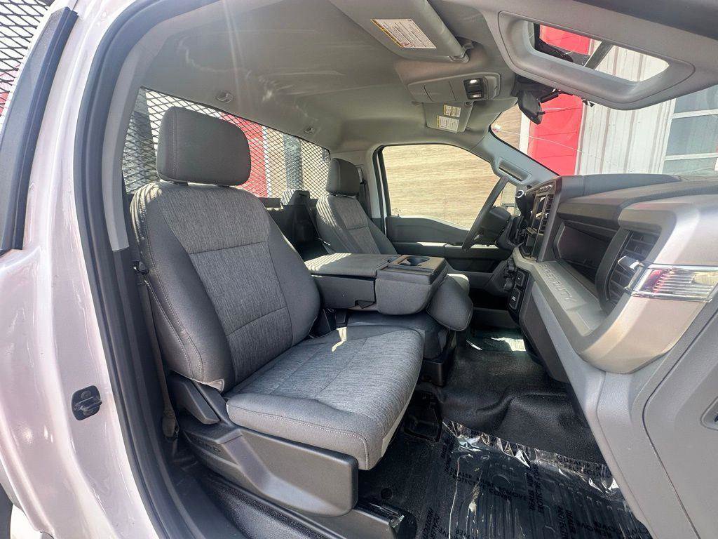 Used 2024 Ford F250 XL image 22