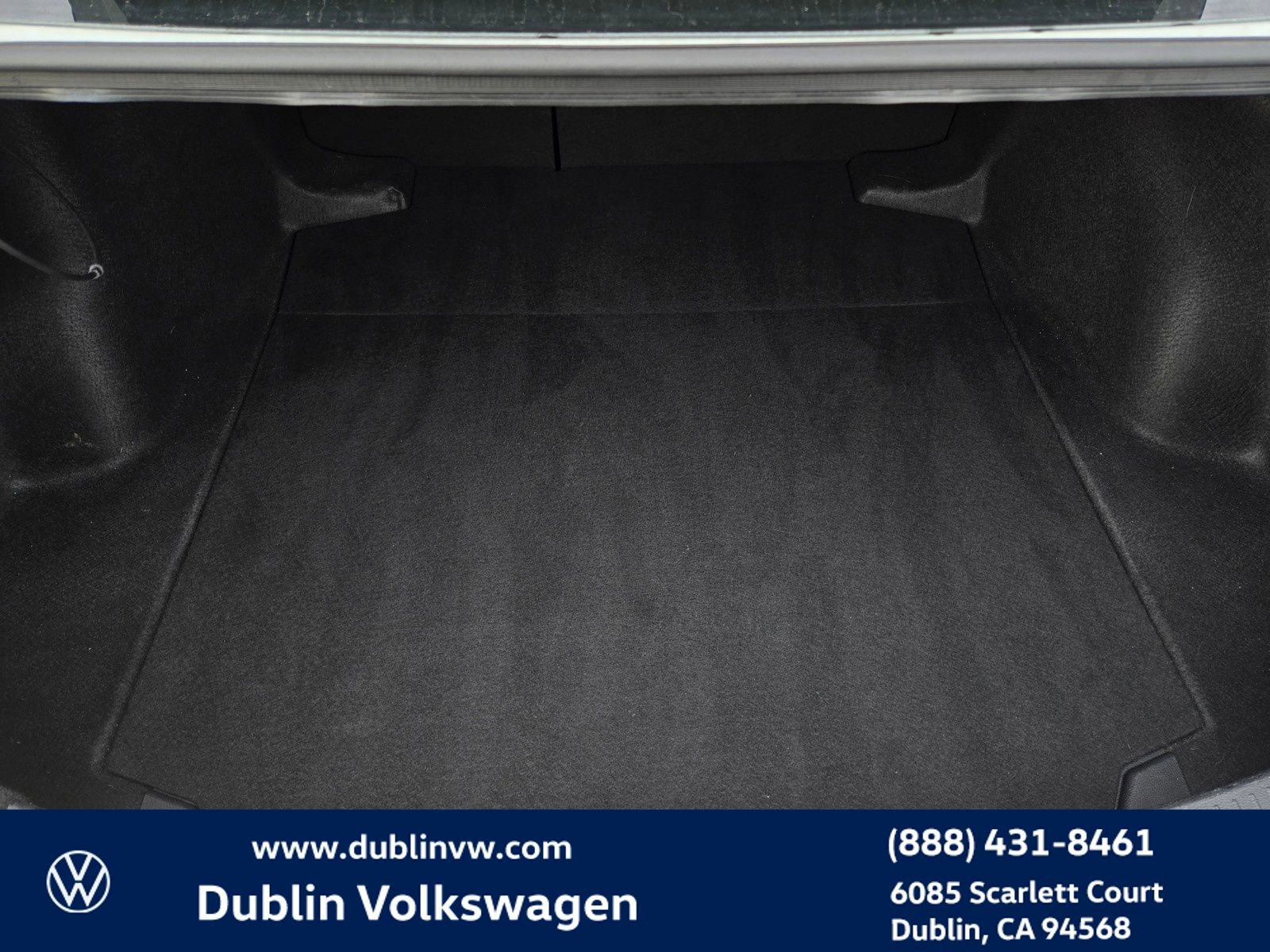 Used 2024 Toyota Corolla LE image 21