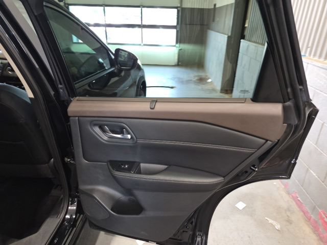 Certified 2023 Nissan Rogue SV w/ SV Premium B Package AWD/4WD image 24
