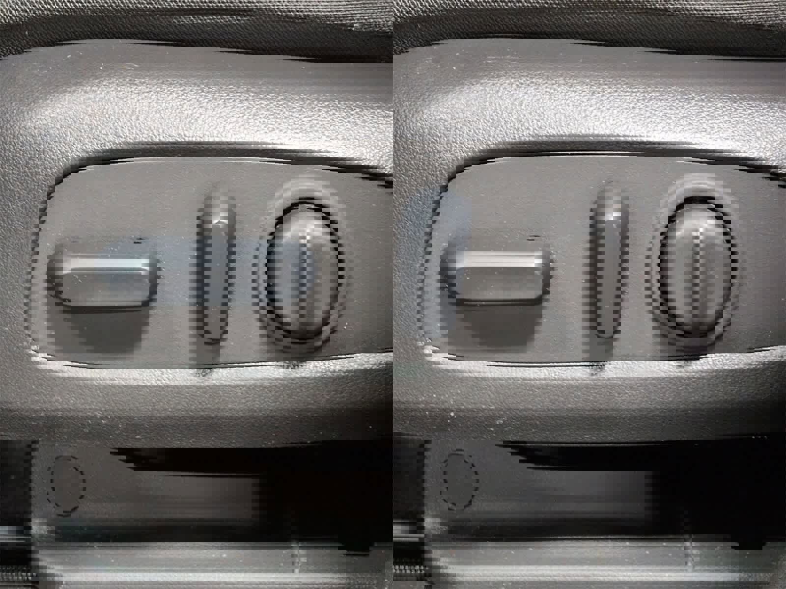 Used 2023 Chevrolet TrailBlazer LT w/ Convenience Package image 18