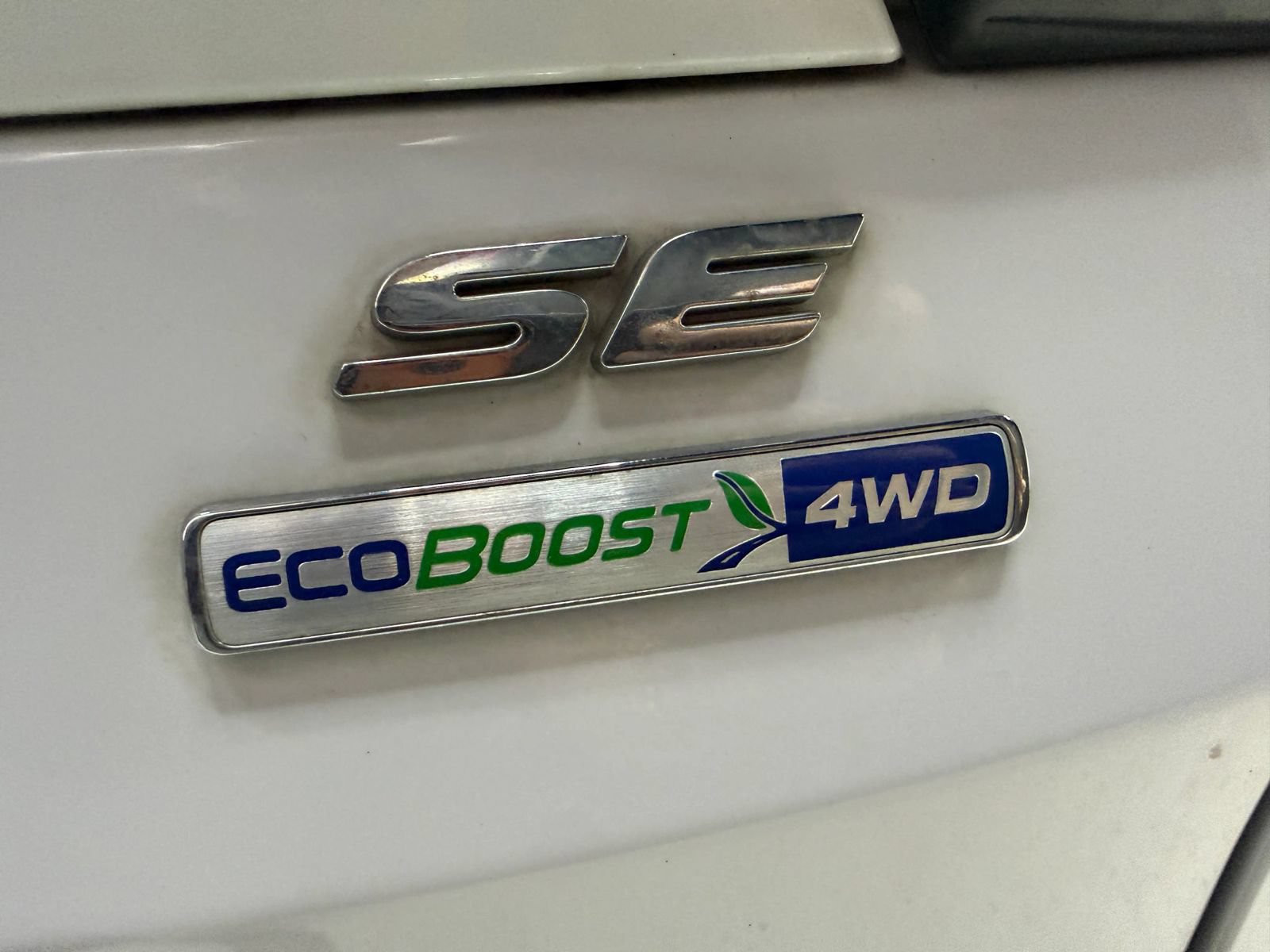 Used 2019 Ford Escape SE AWD/4WD image 16