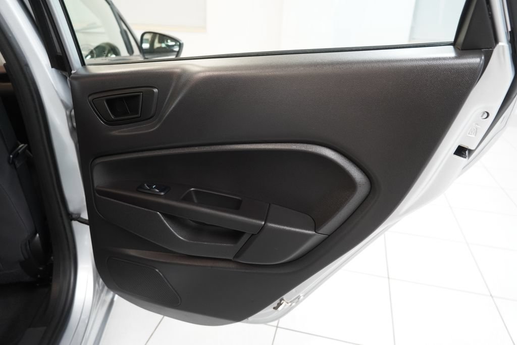 Used 2018 Ford Fiesta SE FWD image 28