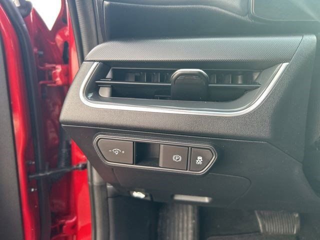 Used 2025 Kia K4 EX image 17