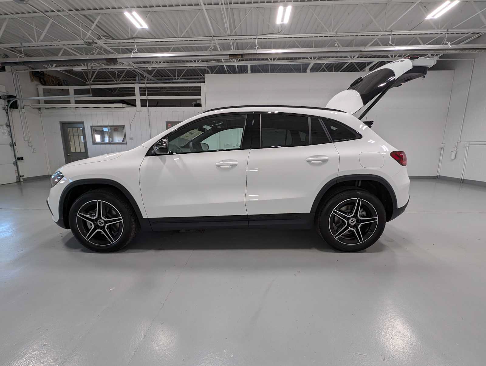 New 2026 Mercedes-Benz GLA 250 4MATIC image 10