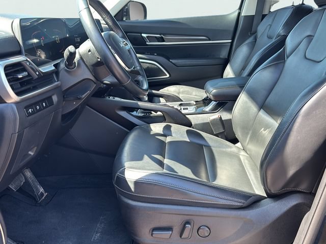 Used 2024 Kia Telluride S FWD image 23